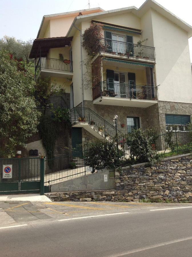 Leivi Il Nido Della Rondine B&B 외부 사진