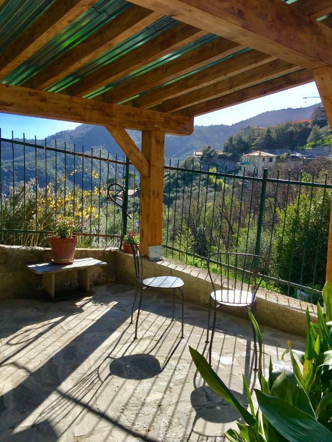 Leivi Il Nido Della Rondine B&B 외부 사진